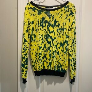 EUC SI -IAE Anthropologie Top Beautful Open Back Size Small Lightweight